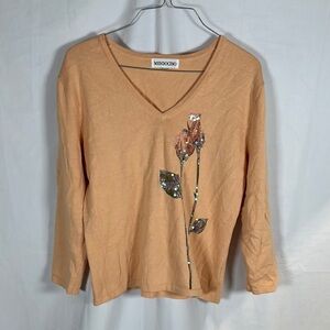 Multicolored relaxed blouses with floral embroidery and long sleeves